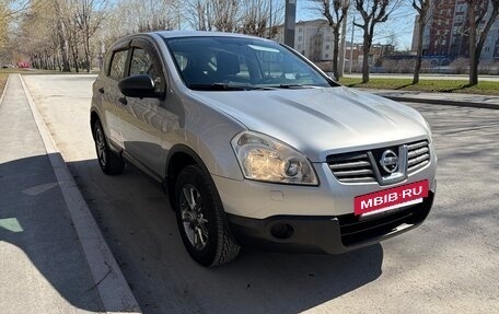 Nissan Qashqai, 2009 год, 890 000 рублей, 2 фотография
