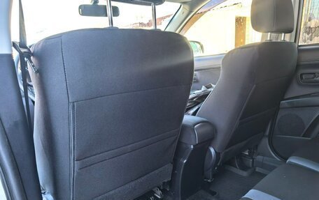 Mitsubishi Outlander III рестайлинг 3, 2011 год, 1 000 000 рублей, 12 фотография