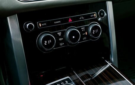 Land Rover Range Rover IV рестайлинг, 2015 год, 4 150 000 рублей, 17 фотография