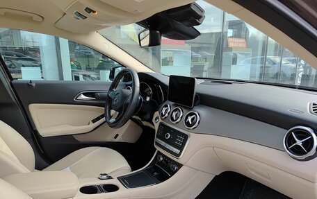 Mercedes-Benz GLA, 2018 год, 2 808 000 рублей, 13 фотография