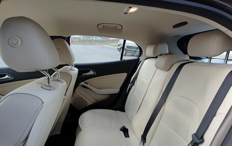 Mercedes-Benz GLA, 2018 год, 2 808 000 рублей, 15 фотография