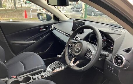 Mazda 2 III, 2023 год, 987 000 рублей, 8 фотография