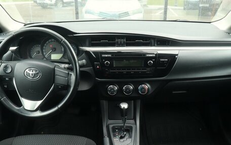 Toyota Corolla, 2015 год, 1 250 000 рублей, 7 фотография