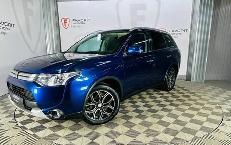 Mitsubishi Outlander III рестайлинг 3, 2014 год, 2 000 000 рублей, 1 фотография