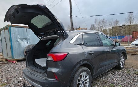 Ford Kuga III, 2022 год, 665 000 рублей, 1 фотография