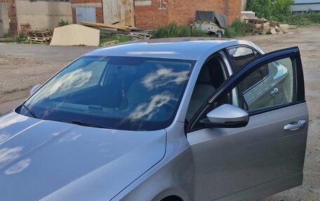 Skoda Octavia, 2015 год, 1 300 000 рублей, 3 фотография