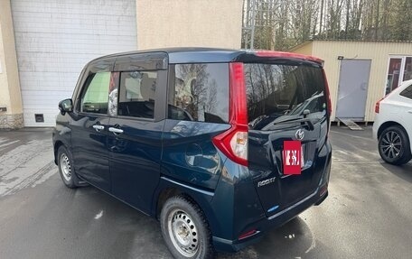 Toyota Roomy I, 2017 год, 1 050 000 рублей, 8 фотография