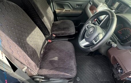 Toyota Roomy I, 2017 год, 1 050 000 рублей, 15 фотография