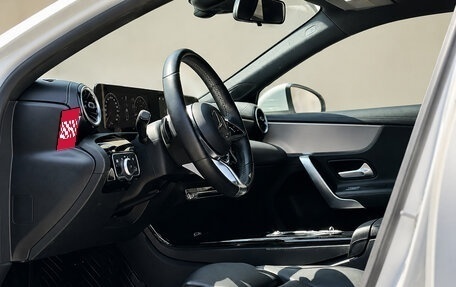 Mercedes-Benz A-Класс, 2023 год, 1 820 000 рублей, 7 фотография