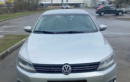 Volkswagen Jetta VI, 2013 год, 950 000 рублей, 2 фотография