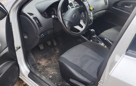 KIA cee'd I рестайлинг, 2010 год, 740 000 рублей, 13 фотография