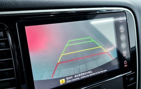 Mitsubishi Outlander III рестайлинг 3, 2022 год, 2 475 000 рублей, 11 фотография