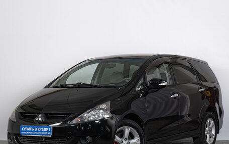 Mitsubishi Grandis, 2004 год, 929 000 рублей, 2 фотография