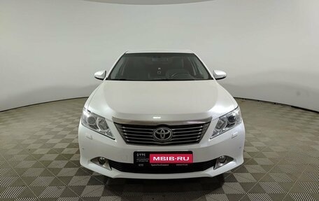 Toyota Camry, 2014 год, 1 600 000 рублей, 2 фотография