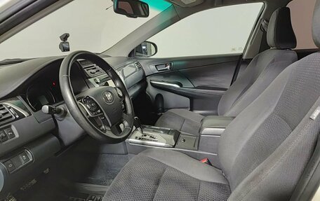 Toyota Camry, 2014 год, 1 600 000 рублей, 16 фотография