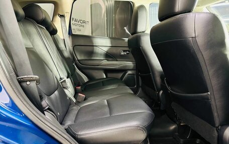 Mitsubishi Outlander III рестайлинг 3, 2014 год, 2 000 000 рублей, 15 фотография