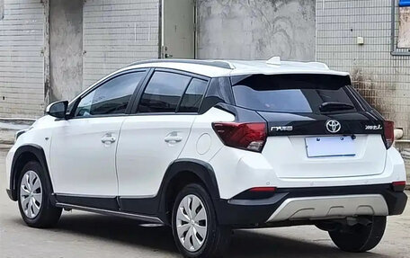 Toyota Yaris XP150 рестайлинг, 2022 год, 998 000 рублей, 6 фотография