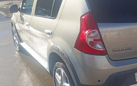 Renault Sandero I, 2014 год, 670 000 рублей, 2 фотография