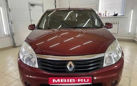 Renault Sandero I, 2011 год, 557 000 рублей, 3 фотография