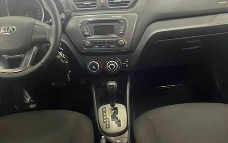 KIA Rio III рестайлинг, 2013 год, 767 000 рублей, 14 фотография