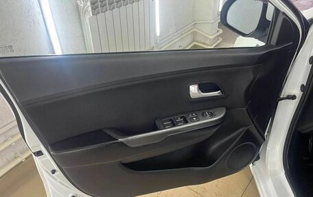 KIA Rio III рестайлинг, 2013 год, 767 000 рублей, 25 фотография