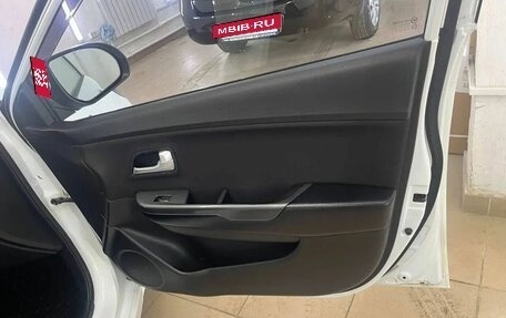 KIA Rio III рестайлинг, 2013 год, 767 000 рублей, 27 фотография