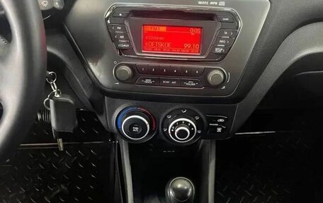 KIA Rio III рестайлинг, 2013 год, 767 000 рублей, 31 фотография