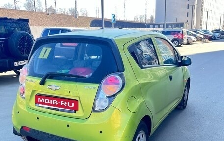 Chevrolet Spark III, 2011 год, 650 000 рублей, 4 фотография