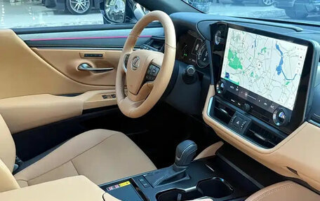 Lexus ES VII, 2025 год, 4 750 000 рублей, 13 фотография