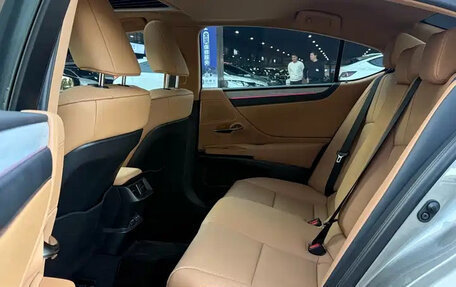 Lexus ES VII, 2025 год, 4 750 000 рублей, 15 фотография