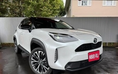 Toyota Yaris Cross, 2023 год, 1 800 000 рублей, 1 фотография