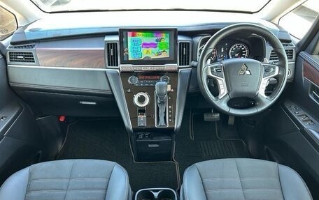 Mitsubishi Delica D:5 I, 2022 год, 2 350 000 рублей, 11 фотография