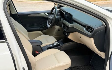 Ford Focus IV, 2021 год, 1 050 000 рублей, 11 фотография