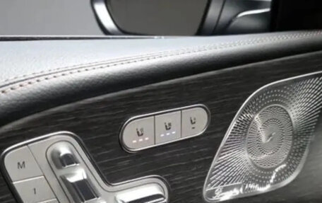 Mercedes-Benz GLS, 2025 год, 13 000 000 рублей, 21 фотография
