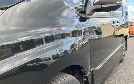 Toyota Voxy III, 2021 год, 2 270 000 рублей, 11 фотография