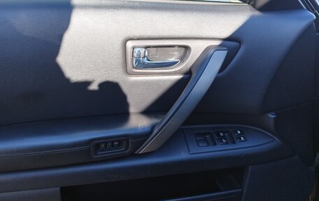 Infiniti FX I, 2007 год, 1 070 000 рублей, 12 фотография