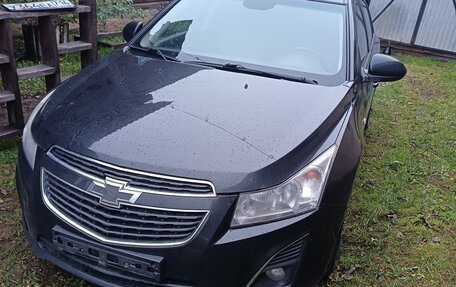 Chevrolet Cruze II, 2012 год, 585 000 рублей, 6 фотография