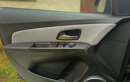 Chevrolet Cruze II, 2012 год, 585 000 рублей, 10 фотография