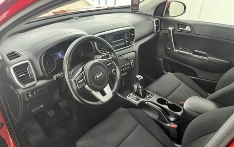 KIA Sportage IV рестайлинг, 2019 год, 2 120 000 рублей, 10 фотография