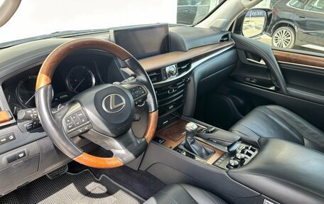 Lexus LX III, 2017 год, 7 990 000 рублей, 15 фотография