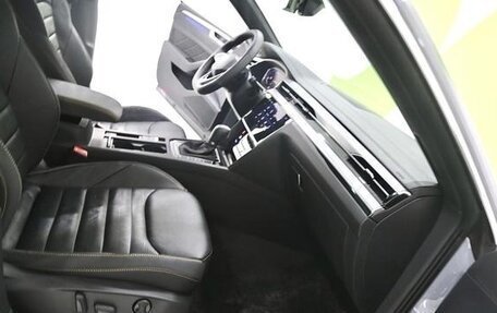Volkswagen Passat CC, 2025 год, 4 390 000 рублей, 8 фотография