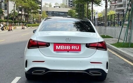 Mercedes-Benz A-Класс, 2022 год, 1 255 000 рублей, 10 фотография