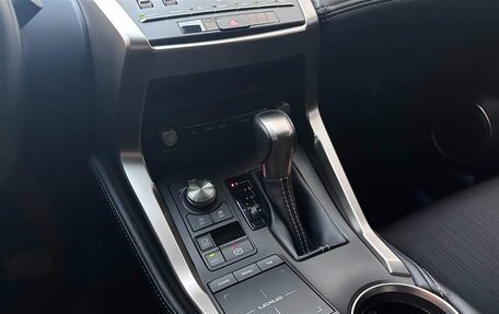 Lexus NX I, 2021 год, 2 800 000 рублей, 13 фотография