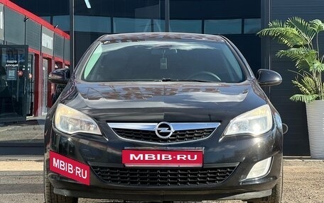 Opel Astra J, 2010 год, 550 000 рублей, 4 фотография