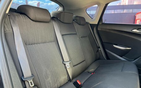 Opel Astra J, 2010 год, 550 000 рублей, 29 фотография