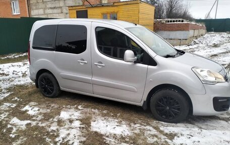 Peugeot Partner II рестайлинг 2, 2018 год, 1 050 000 рублей, 3 фотография