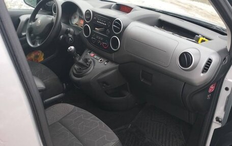 Peugeot Partner II рестайлинг 2, 2018 год, 1 050 000 рублей, 9 фотография