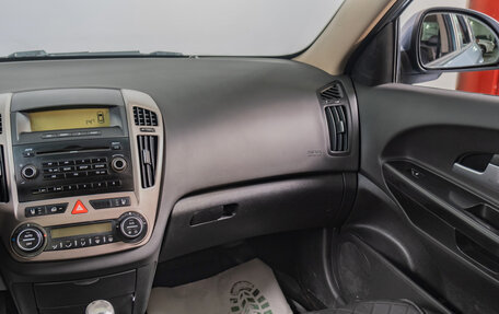 KIA cee'd I рестайлинг, 2007 год, 579 000 рублей, 12 фотография