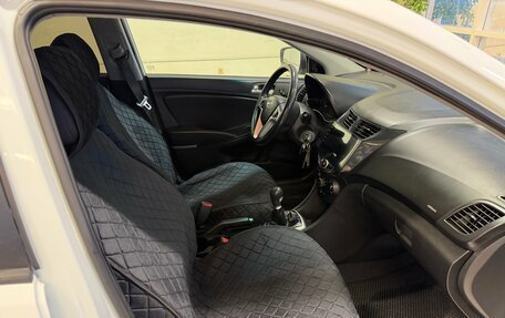 Hyundai Solaris II рестайлинг, 2011 год, 657 000 рублей, 9 фотография