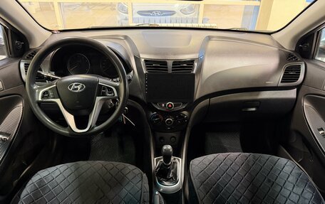 Hyundai Solaris II рестайлинг, 2011 год, 657 000 рублей, 8 фотография